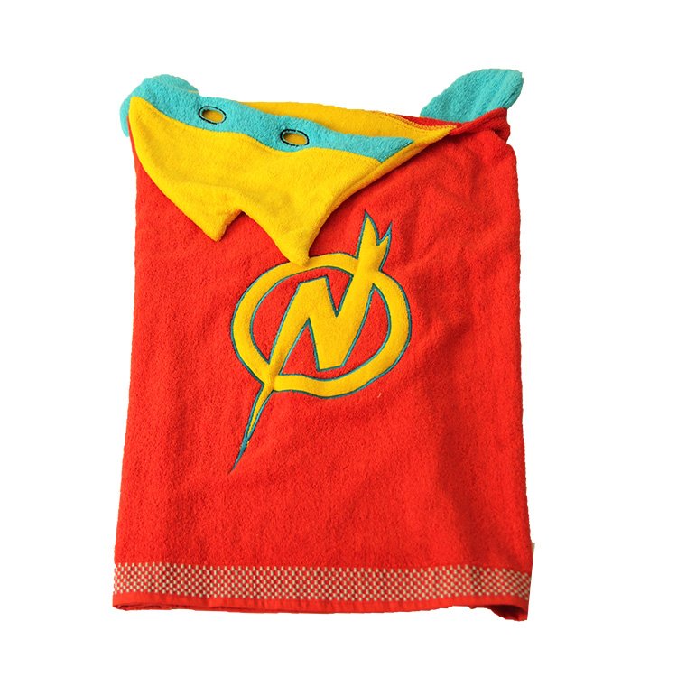 The flash embroider hooded towel4