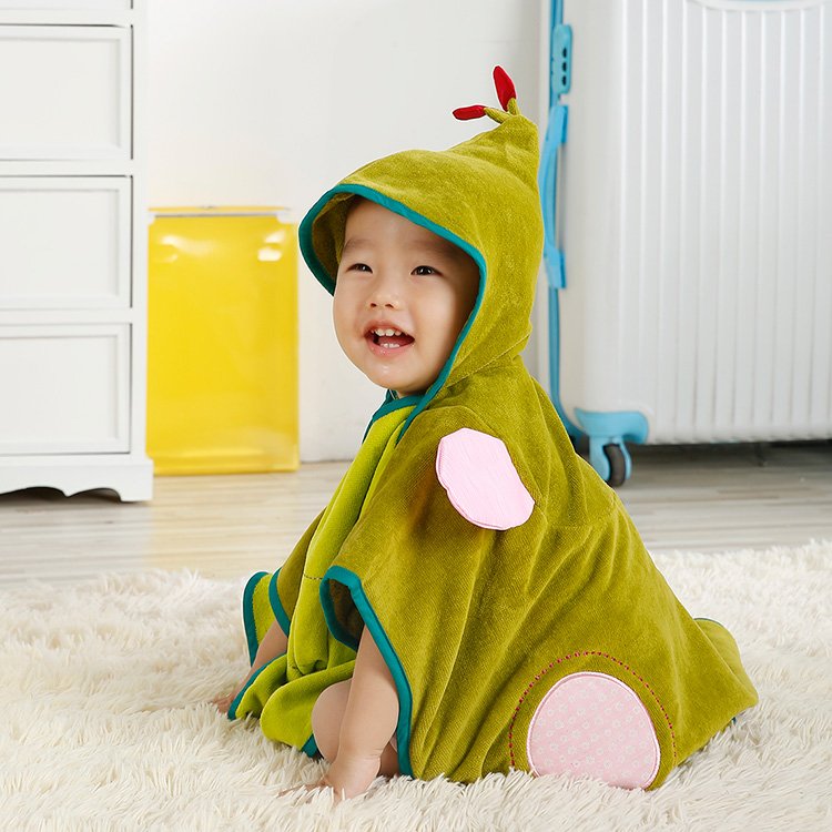 green ladybird hooded towel3